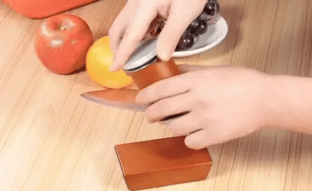Magnetic Rolling Knife Sharpener roller design for easy knife sharpening with diamond sharpening stone
